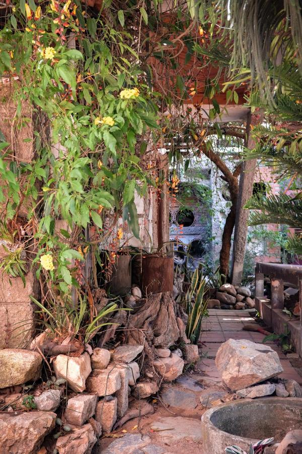 Y.O Inn Tỉnh Kontum Екстериор снимка